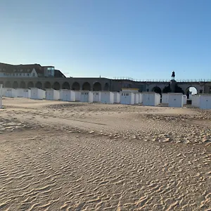 Appartement 90m2 Op 70m Van Het Strand., Ostende